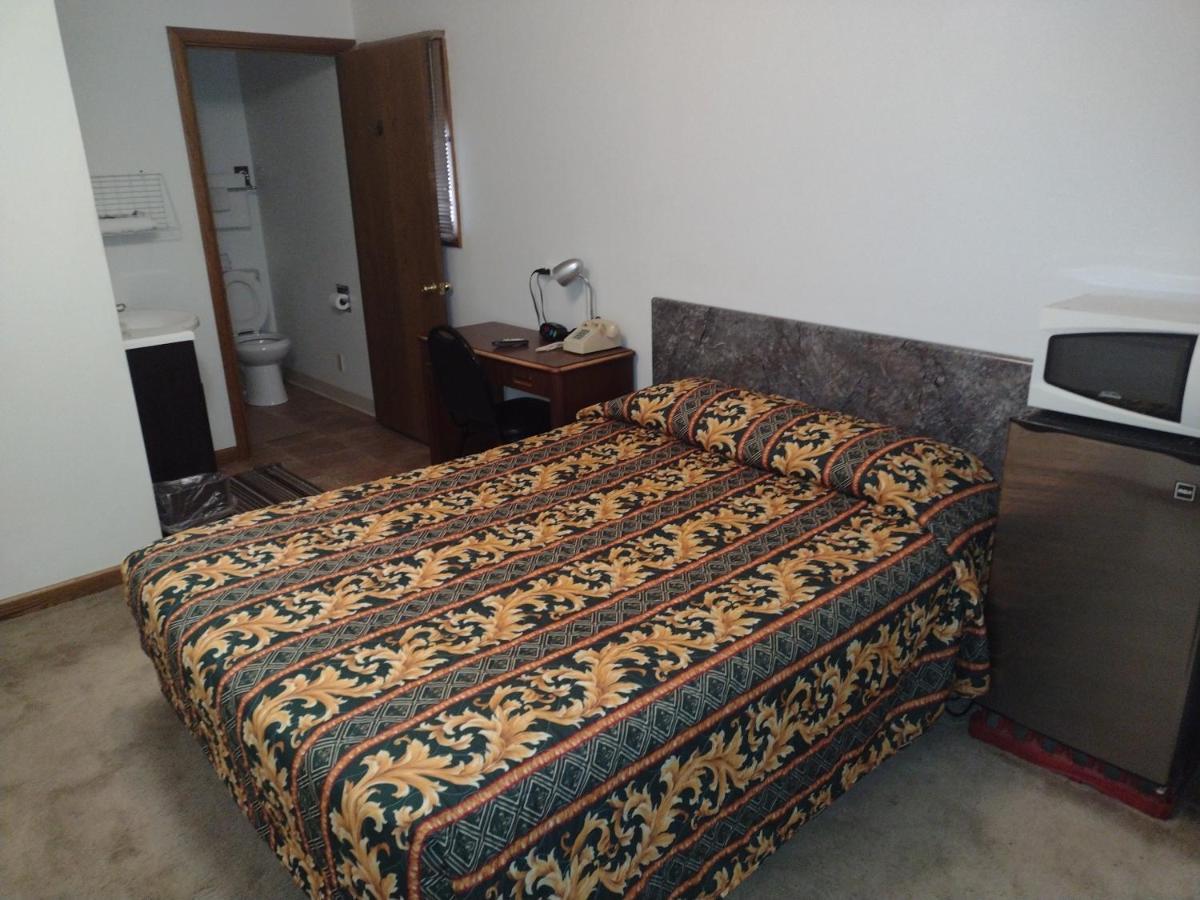 Davis Motel North Lima Екстер'єр фото
